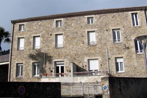 Saint Fortunat sur Eyrieux : Gite 4 à 6 personnes : Appartements proche de Châteauneuf-de-Vernoux