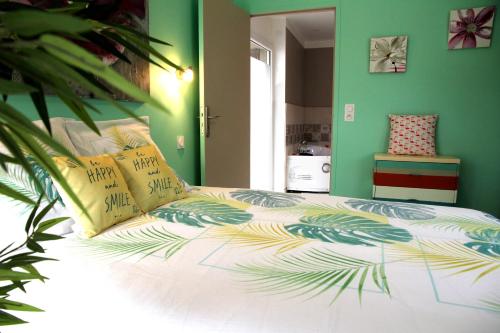 T2 LE GREEN SPA SAUNA & BALNEO tout confort. : Appartements proche de La Croix-Blanche