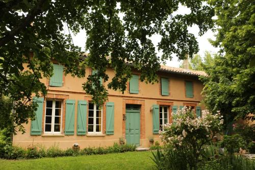 La Closerie de l'Autan : B&B / Chambres d'hotes proche de Saint-Sauveur