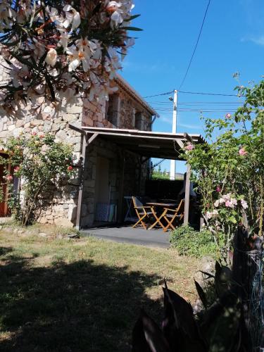 Sarrola-Carcopino Gîte en Pierre : Maisons de vacances proche d'Afa
