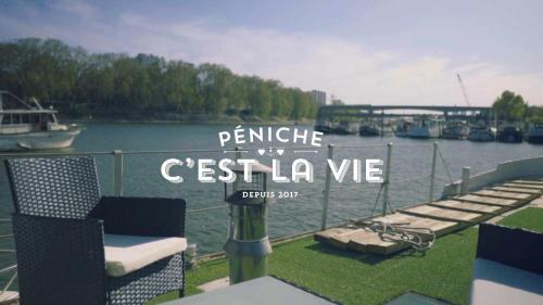 Peniche C'est La Vie : Bateaux-hotels proche de Saint-Ouen