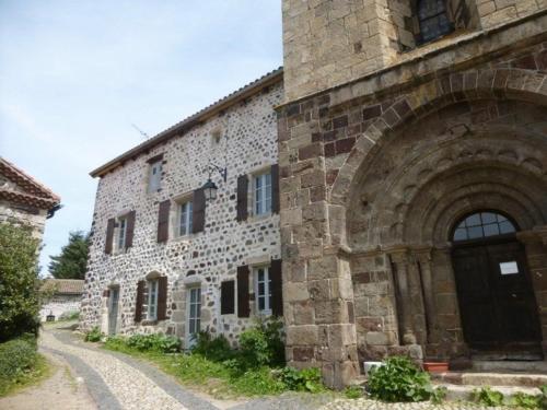 Gîte Arlempdes, 3 pièces, 4 personnes - FR-1-582-122 : Maisons de vacances proche de Le Brignon