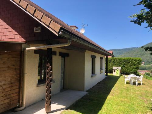 Ma Jolie Camyna : Maisons de vacances proche de Haut-du-Them-Château-Lambert