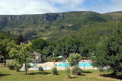 VVF Les Cévennes : Villages vacances proche de Montbrun