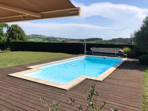 Magnifique Villa avec piscine : Villas proche de Saint-Bernard