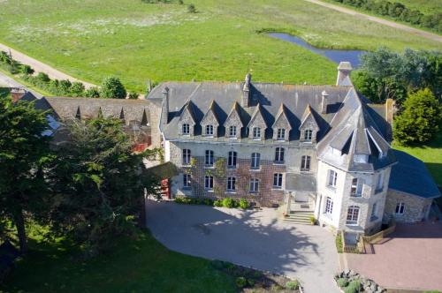 Château de Surville : Hotels proche de Saint-Rémy-des-Landes
