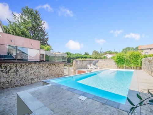 Comfy Holiday Home in Saint-Denis with Private Pool : Maisons de vacances proche de Cenne-Monestiés