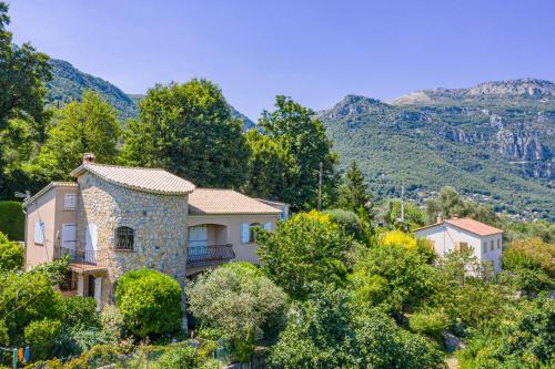 Listed Accomodation 4 At 300m river 800m village and 30mn Nice Cannes Antibes : Maisons de vacances proche de Gourdon