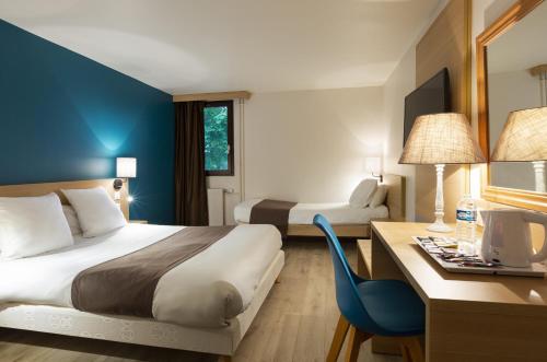 Comfort Hotel Pithiviers : Hotels - Loiret