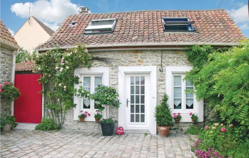 Nice home in Ambleteuse with 1 Bedrooms and WiFi : Maisons de vacances proche de Bazinghen