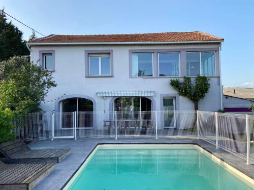 Villa de 4 chambres avec piscine privee jacuzzi et jardin clos a Saint Privat des Vieux : Villas proche de Saint-Martin-de-Valgalgues