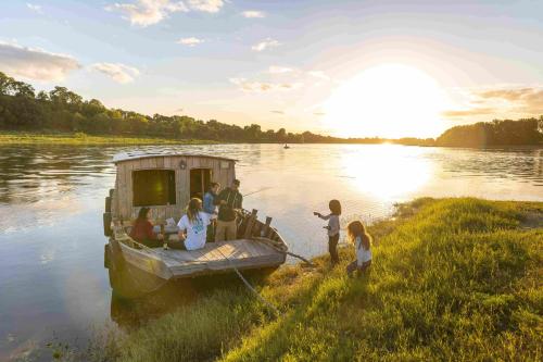 Séjour ou croisière insolite en bateau habitable de Loire : Bateaux-hotels proche de Varades