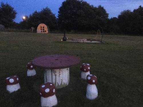The country shack pod : Campings proche de Gorron