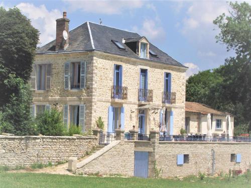Villa Panama : Villas proche d'Aubigny-lès-Sombernon