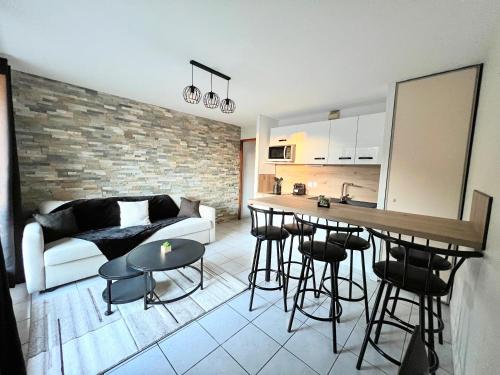Bel appartement 6 couchages au plan d'eau d'Embrun : Appartements proche de Puy-Sanières