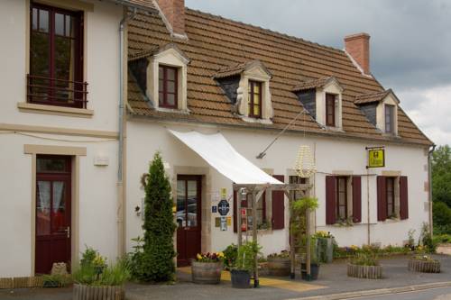 Au Coeur de Meaulne : Hotels proche de Saint-Georges-de-Poisieux