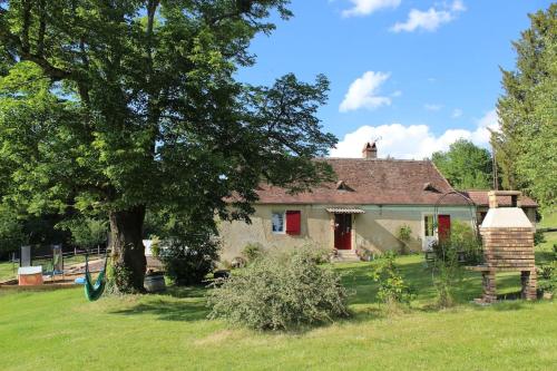 Gite Au bout du chemin  : Maisons de vacances proche de Saint-Antoine-d'Auberoche