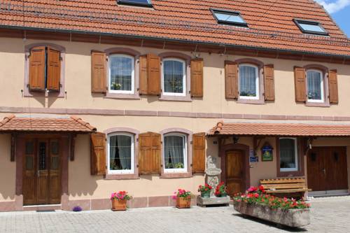 CHAMBRES D'HOTES au vieux moulin entre Sarreguemine et Bitche : Maisons de vacances proche de Kalhausen