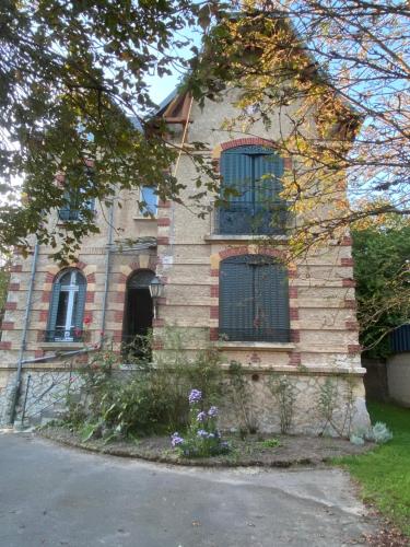 Villa belle époque : Villas proche de La Neuville-lès-Wasigny