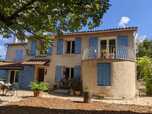 Bastide provençale avec piscine : Villas proche de Montfort-sur-Argens