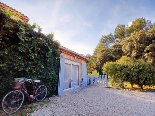 Studio avec jardin entre Aix-en-Provence, Luberon et Verdon : Appartements proche de Peyrolles-en-Provence
