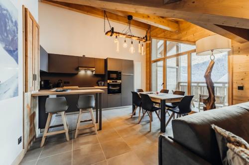 Apartment with view of the village and the mountains - Les houches : Appartements proche de Les Houches