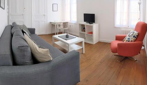 T2 42 m² en Centre-ville de Cambo-les-Bains : Appartements proche de Halsou