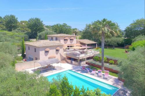 Serene Luxurious Hillside Villa near Cannes : Villas proche de La Roquette-sur-Siagne
