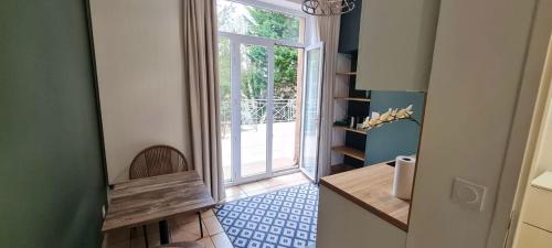Appartement d'une chambre avec jardin clos et wifi a Saint Cyr au Mont d'Or : Appartements proche de Saint-Didier-au-Mont-d'Or
