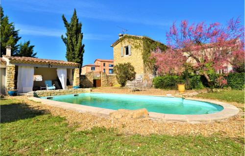 Awesome Home In Mejannes Les Als With 6 Bedrooms, Wifi And Private Swimming Pool : Maisons de vacances proche de Mons
