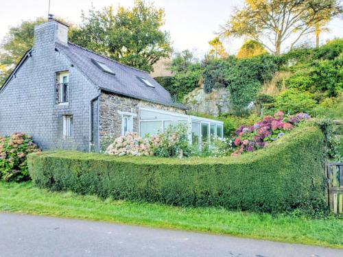 Ò FaYa Cottage votre Gîte calme et verdoyant : Maisons de vacances proche de Saint-Mayeux