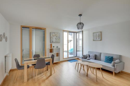 Chic and spacious apart southern Paris : Appartements proche de Champlan