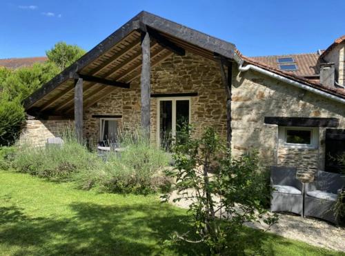 Remarkable 6pers Cottage in the nature off Mialet : Maisons de vacances proche de Saint-Saud-Lacoussière