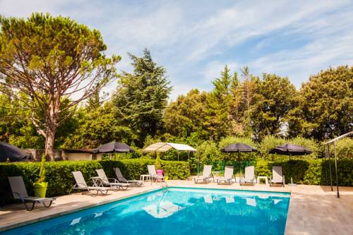 Le Petit Manoir Logis : Hotels proche de Rochefort-du-Gard