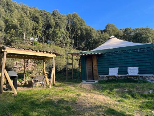 Cabane Chapiteau : Tentes de luxe proche de Forciolo