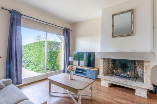 Nice flat in a beautiful estate 15 min by walk from Deauville - Welkeys : Appartements proche de Tourgéville