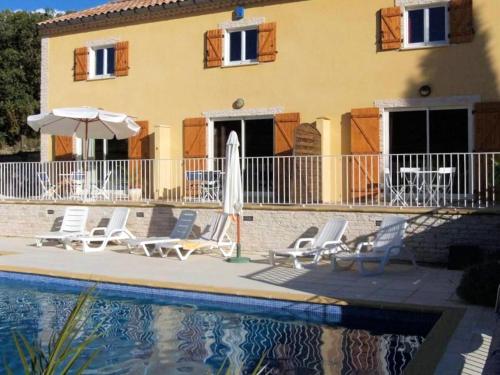 Villa de 6 chambres avec piscine privee et terrasse a Lagorce : Villas proche de Lagorce