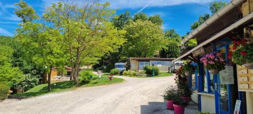 Camping Le Bourdieu : Campings proche de Villeneuve-du-Paréage