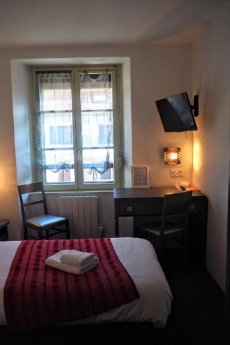 HOTEL DES VOYAGEURS : Hotels proche de L'Hôpital-Saint-Lieffroy