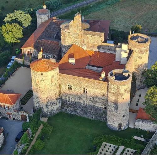 Château de Saint Vidal : Hotels proche de Blanzac