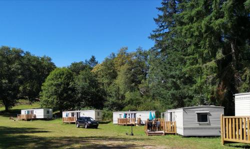 Camping Les Roussilles : Campings proche de Saint-Léger-la-Montagne