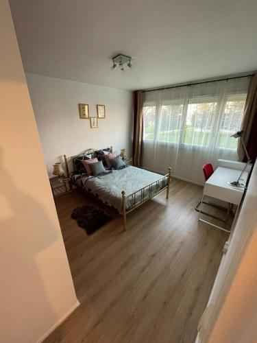 Superbe Appartement en résidence avec parking free : Appartements proche de Morsang-sur-Orge