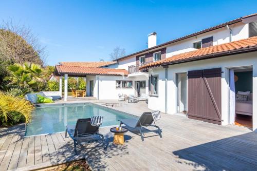 PROMO - Easy Clés- Lovely Villa with Heated Pool : Villas proche d'Arbonne