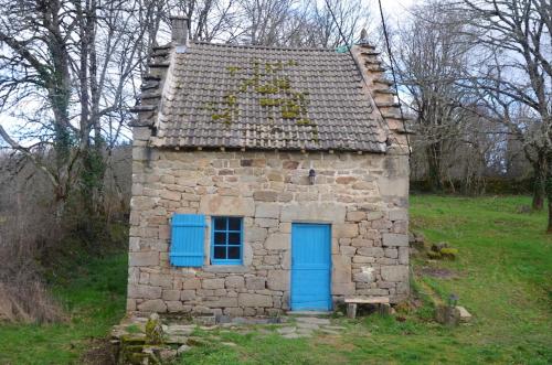 Maison d'une chambre avec jardin amenage et wifi a Meyrignac l'Eglise a 3 km de la plage : Maisons de vacances proche de Corrèze