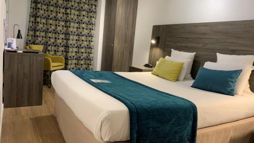 Kyriad Chalon-Sur-Saone Centre : Hotels proche de Lans