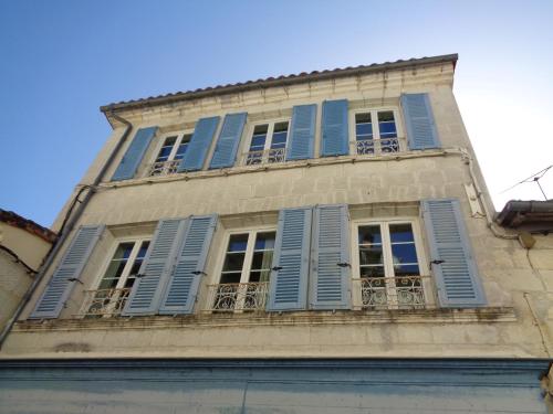 Maison Saint Jacques : Appart'hotels proche d'Aubeterre-sur-Dronne