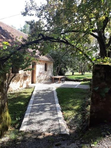 Gite avec charme entre Collonges la rouge-Turenne : Maisons de vacances proche de Turenne