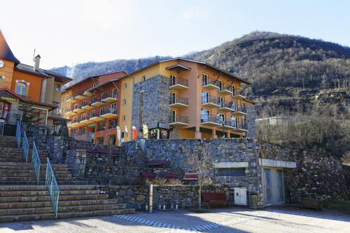 Résidence Néméa Les Grands Ax : Appart'hotels proche de Mérens-les-Vals