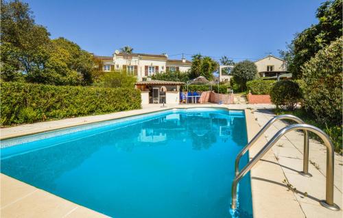 Beautiful home in Ghisonaccia with Outdoor swimming pool, WiFi and 1 Bedrooms : Maisons de vacances proche de Ghisonaccia