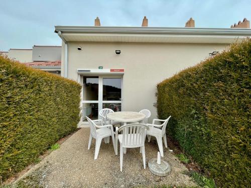 Gîte Cayres, 2 pièces, 5 personnes - FR-1-582-340 : Maisons de vacances proche de Solignac-sur-Loire